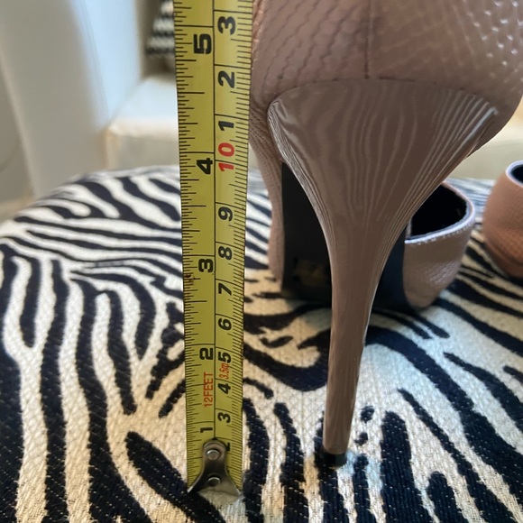 Tan Leather Heels 🤎 - Picture 6 of 6